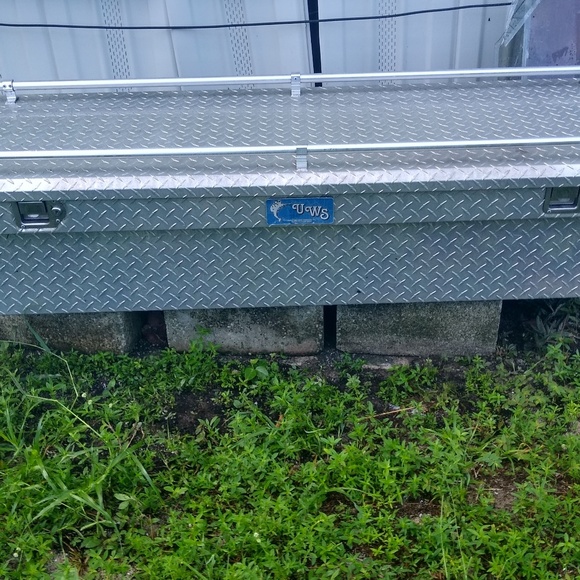 EWS Truck toolbox.  Made in America... - Picture 3 of 3